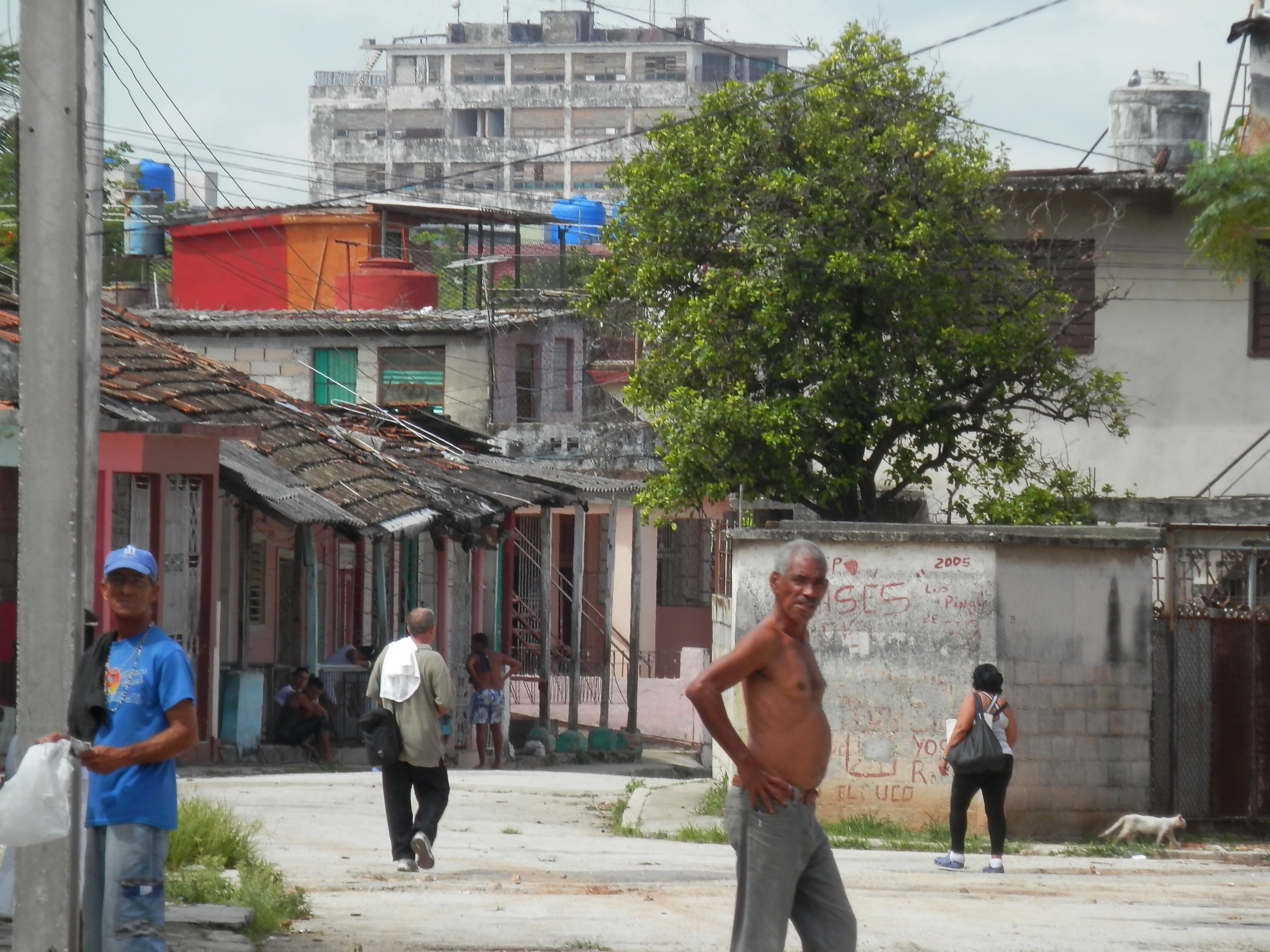 A busy street in the southwestern Havana slum where I stayed. 